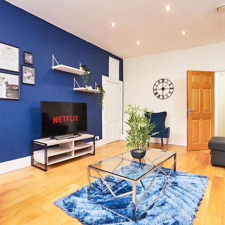 Апартаменты The Stunning Duplex Gem In The Heart Of Бат Экстерьер фото